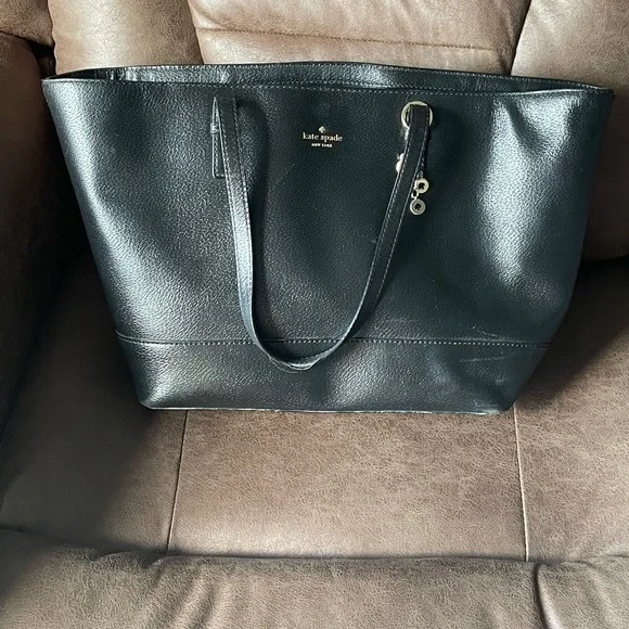 Kate Spade purse - Picture 2 of 15